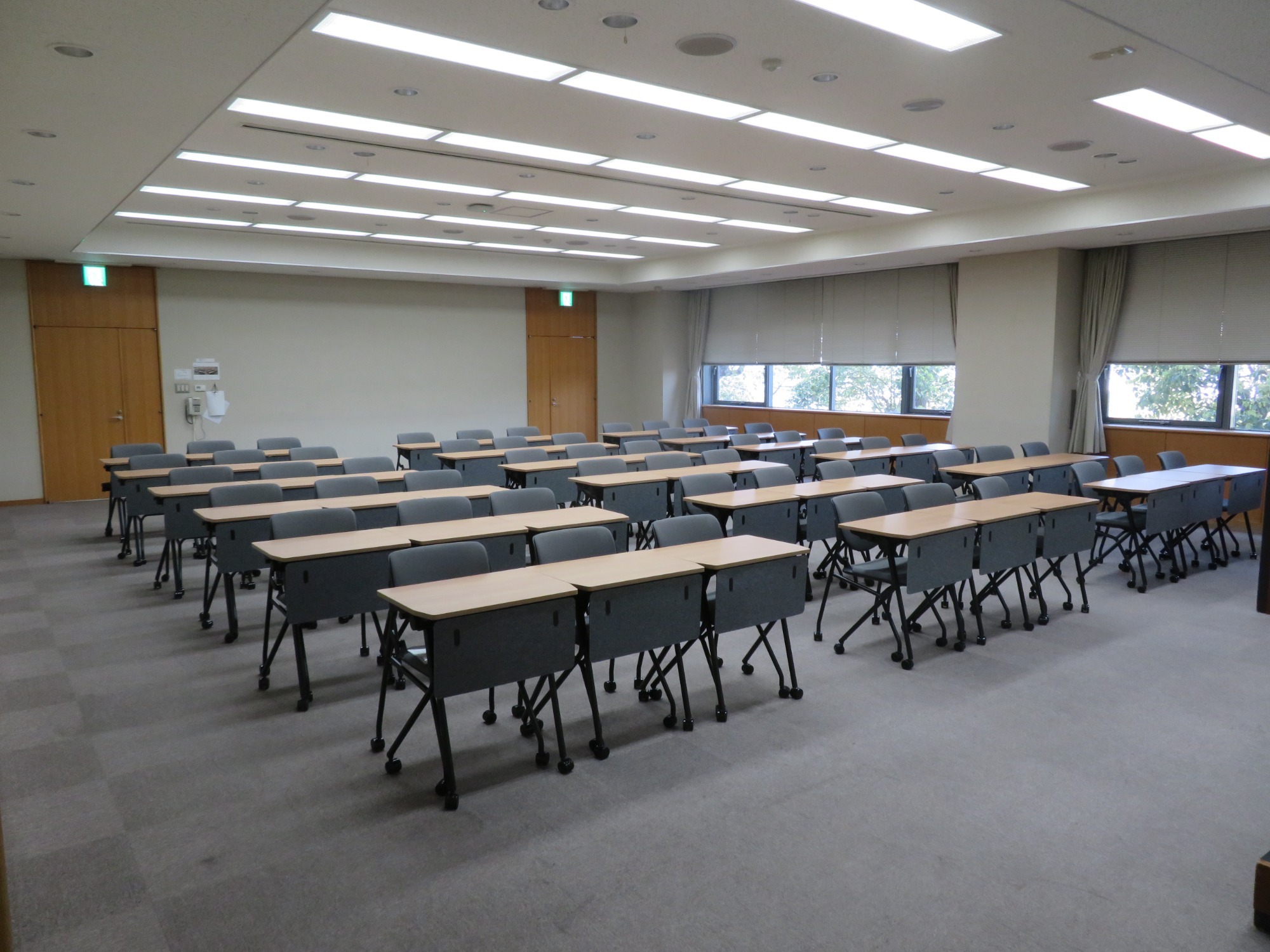 小ホール